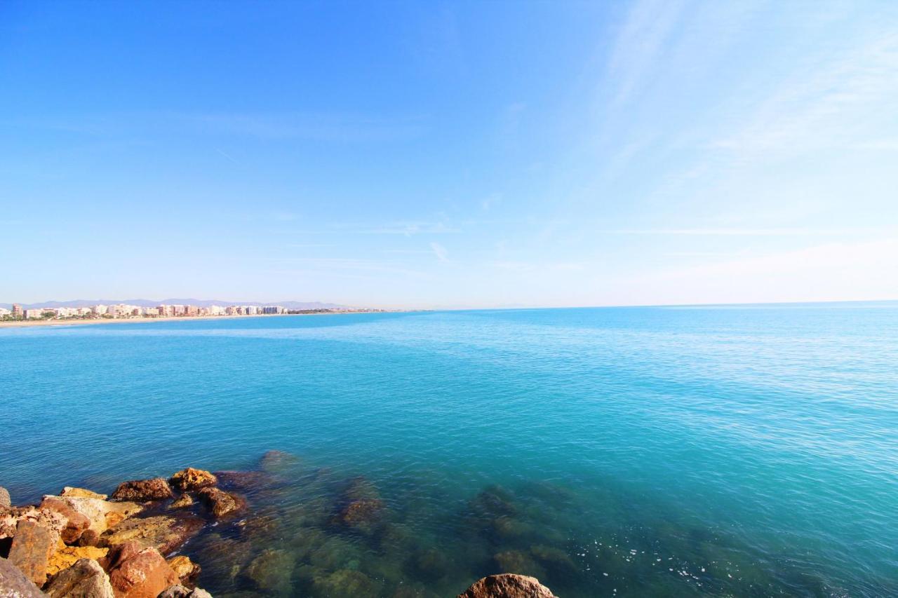 Global Properties, Los Claveles - Práctico apartamento con WIFI en Sagunto Exterior foto